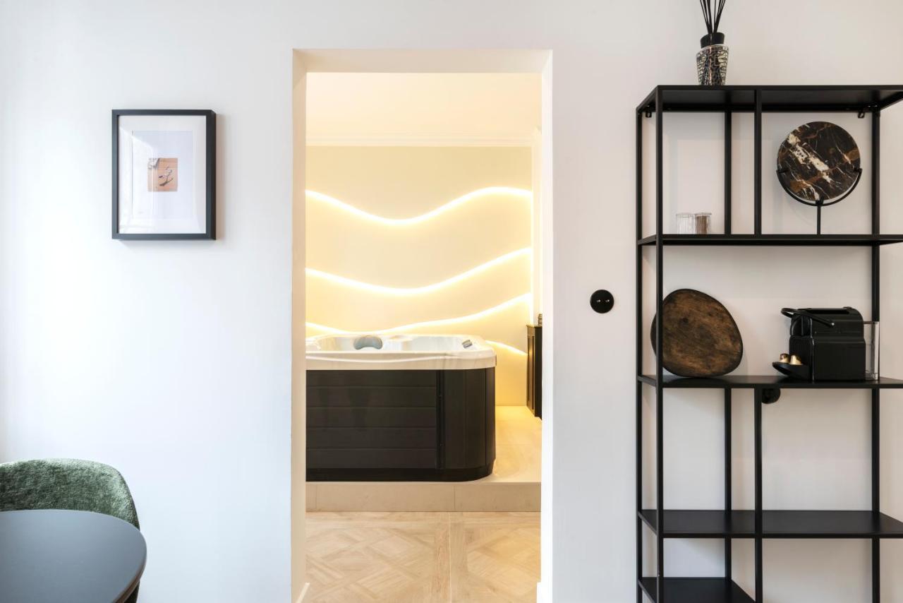 Le Reve De Stanislas - Jacuzzi Apartment Нанси Екстериор снимка